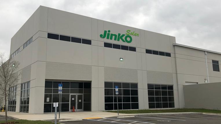 JINKO SOLAR KÝ ĐƠN HÀNG LƯU TRỮ NĂNG LƯỢNG DÂN DỤNG ĐẦU TIÊN TẠI VIỆT NAM
